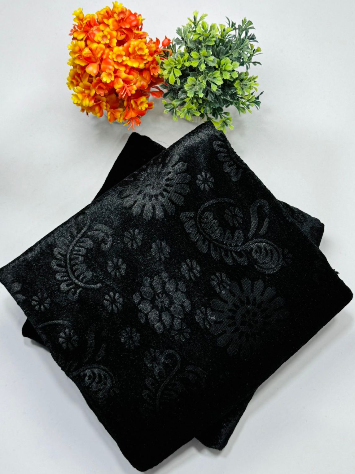 Luxury Velvet Printed 2pcs Ladies Winter Suit-002